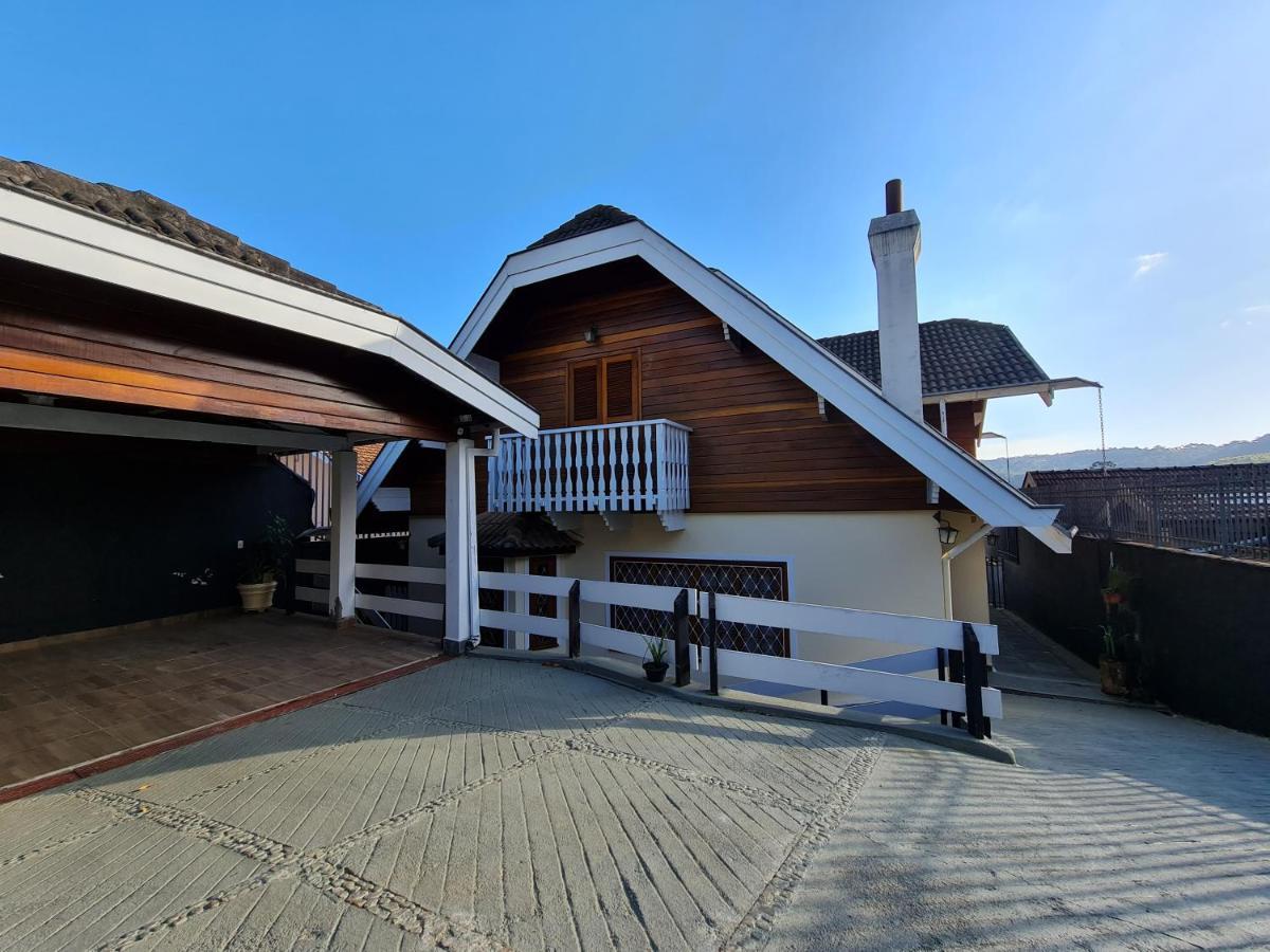 Casa Vila Telma Campos do Jordao Luaran gambar