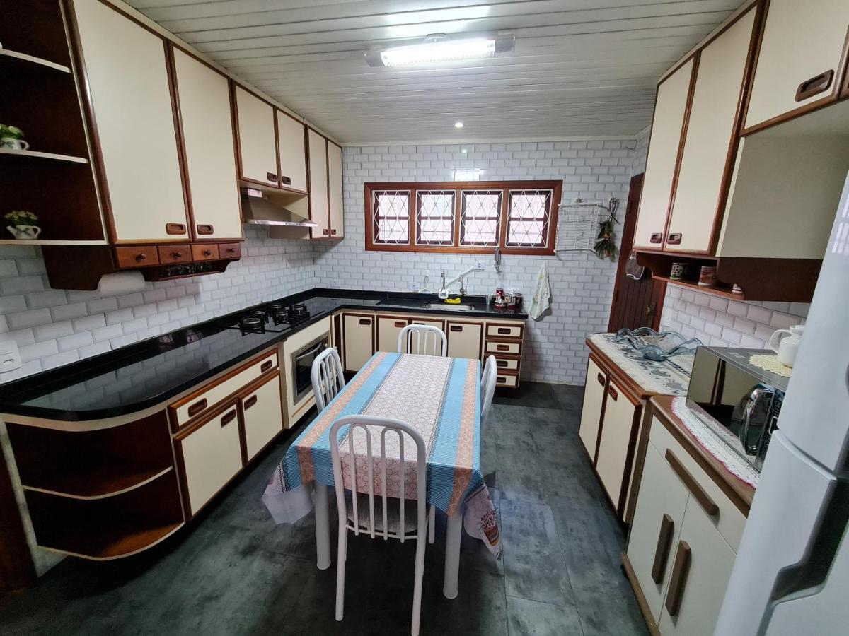 Casa Vila Telma Campos do Jordao Luaran gambar