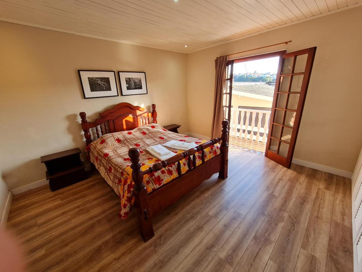 Casa Vila Telma Campos do Jordao Luaran gambar